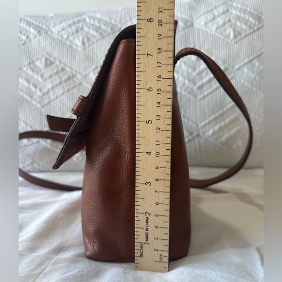 FOSSIL WILLOW LEATHER CROSSBODY BAG - Picture 9 of 16